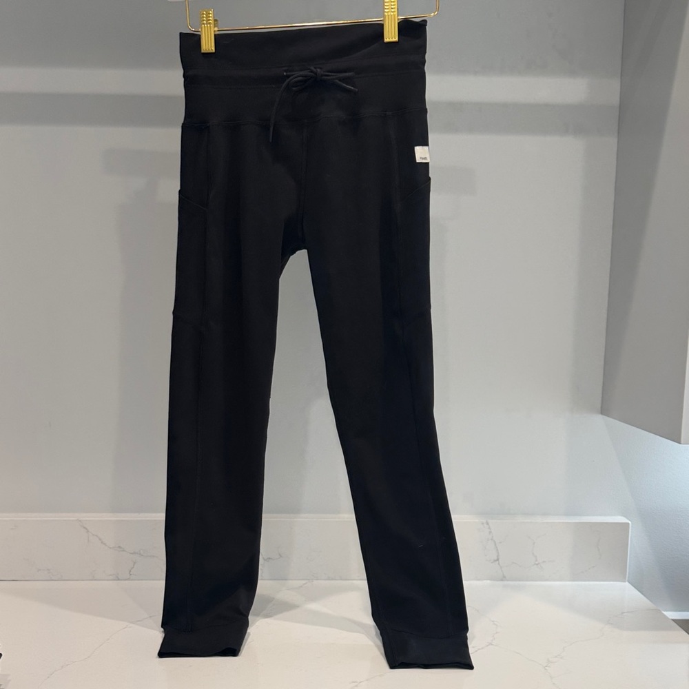 Vuori Black Daily Pocket Legging